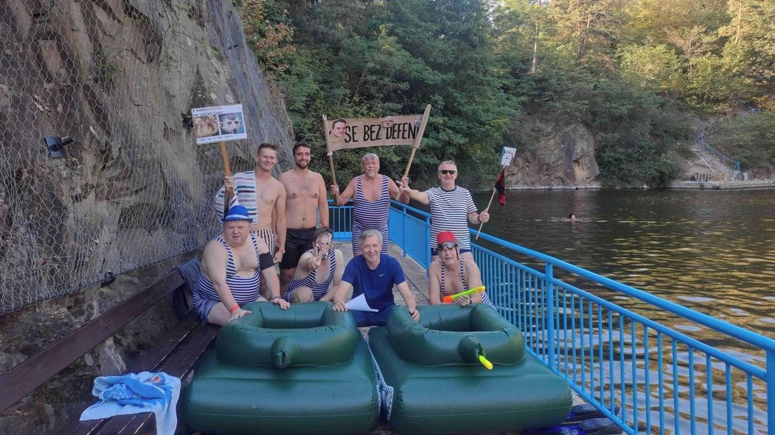 Nafukovacího Turka potopíte za pár minut. Rozdělenou společnost ne. - Médium.cz
